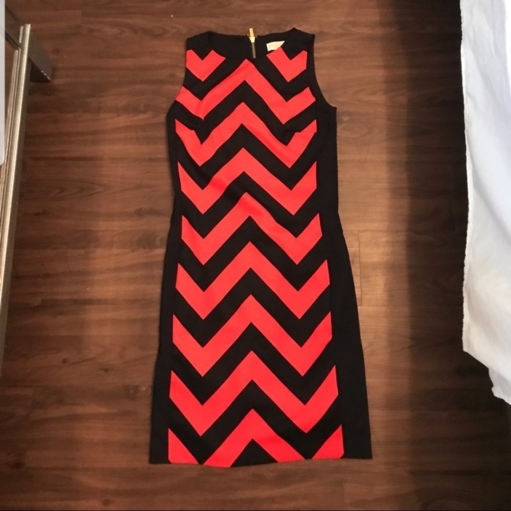 Michael Kors Sleeveless Chevron Dress